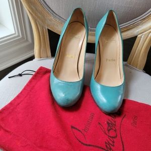CHRISTIAN LOUBOUTIN heels in rare shade lambskin
